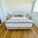 One The Esplanade Apartments On Surfers Paradise